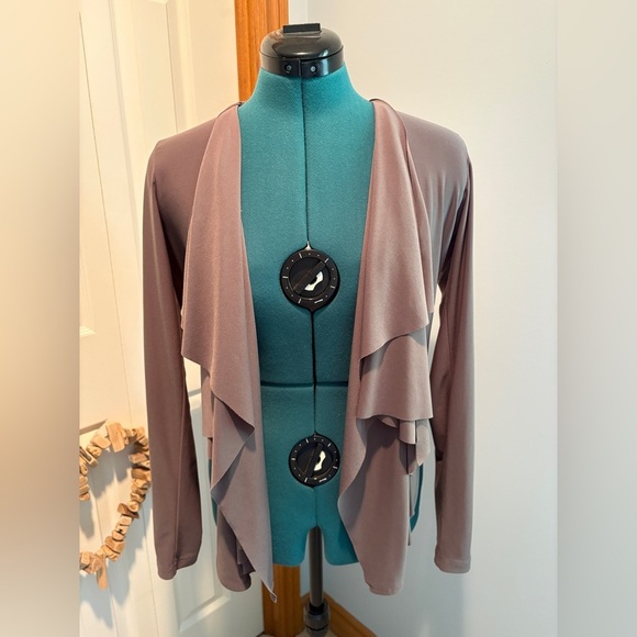 SYMPLI Taupe Open Front Waterfall Top - Picture 2 of 7